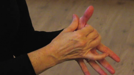 Video: Automassaggio per la colonna vertebrale
